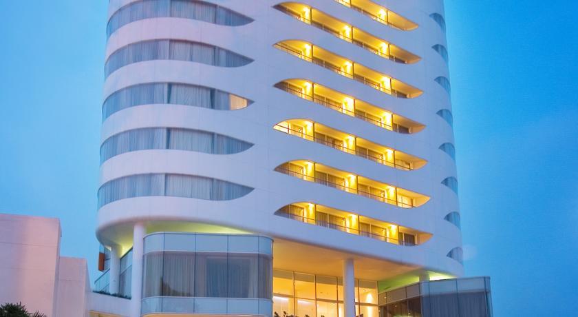 Sensa Hotel בנדונג מראה חיצוני תמונה