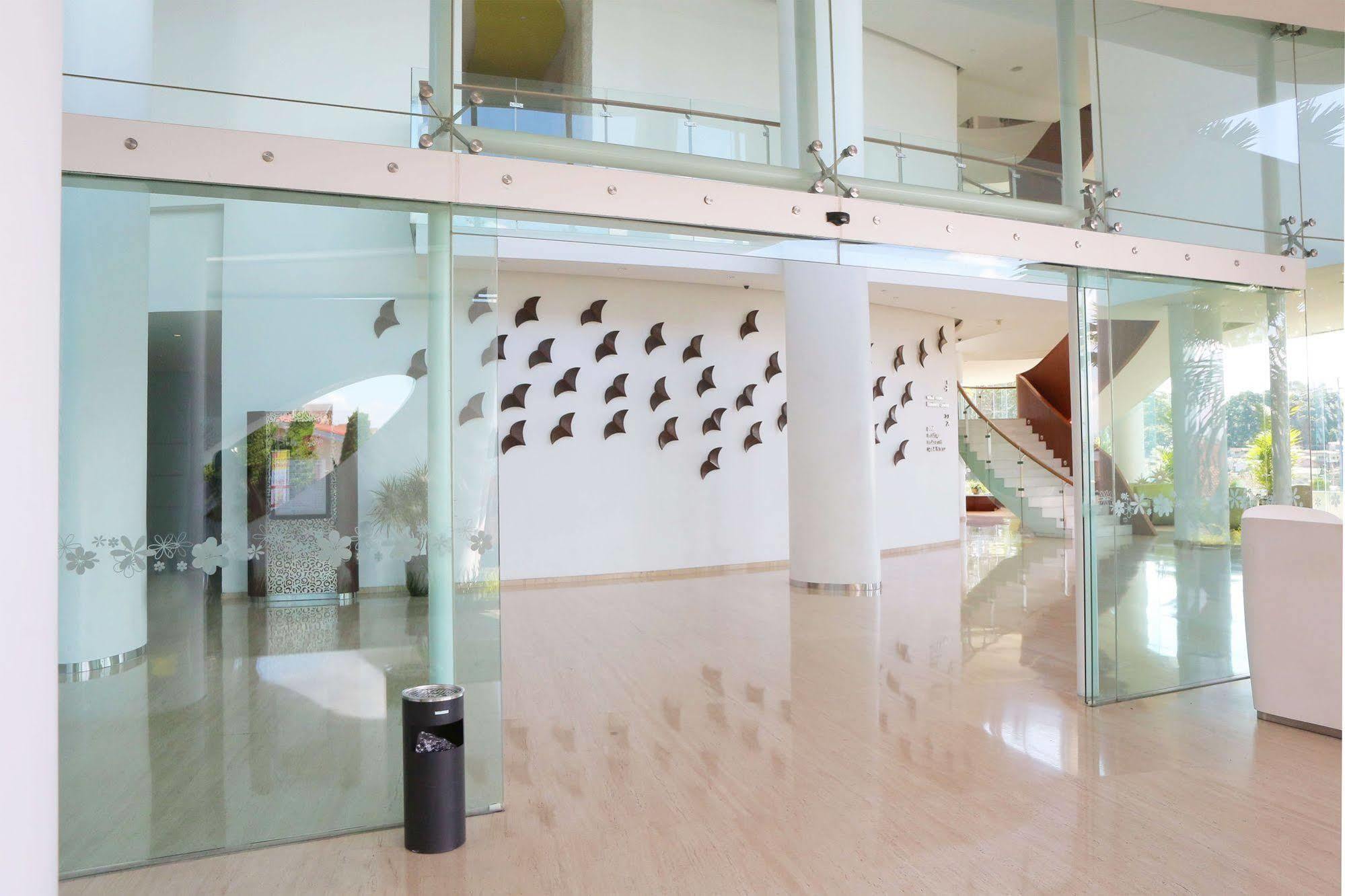 Sensa Hotel בנדונג מראה חיצוני תמונה