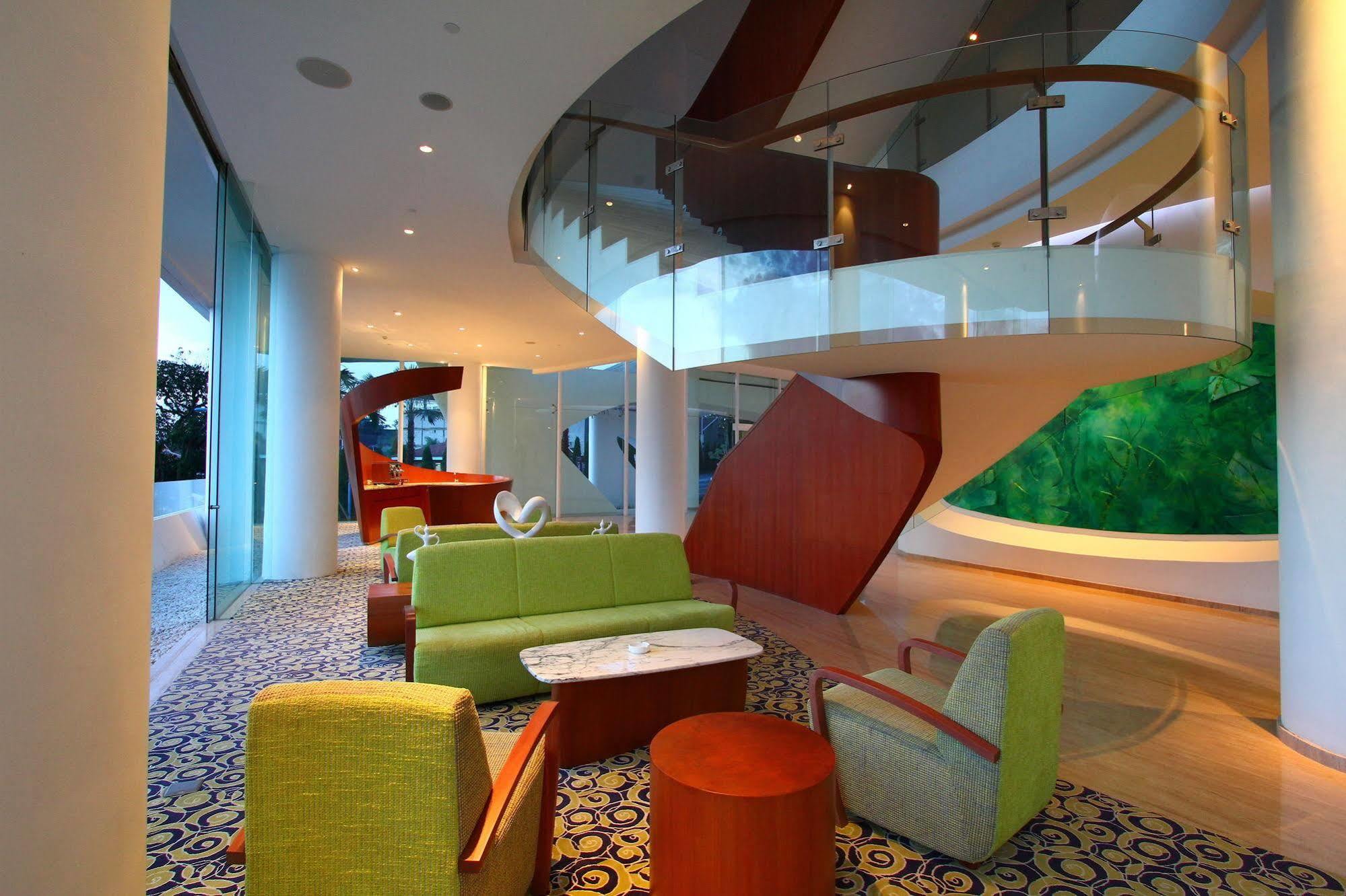 Sensa Hotel בנדונג מראה חיצוני תמונה